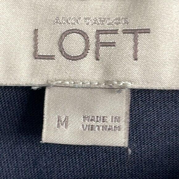 Loft back detail understated elegance blouse M - Picture 8 of 10